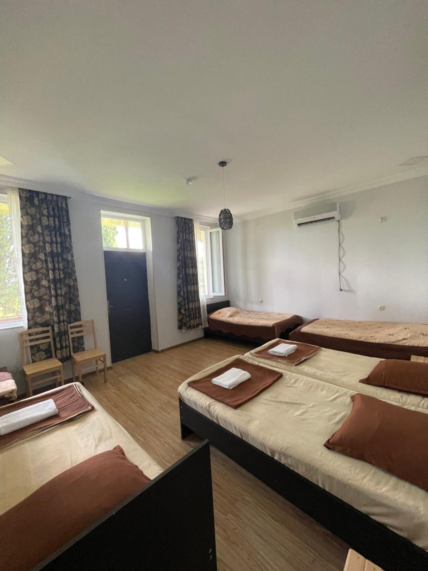מרטווילי Villa Kardwell מראה חיצוני תמונה