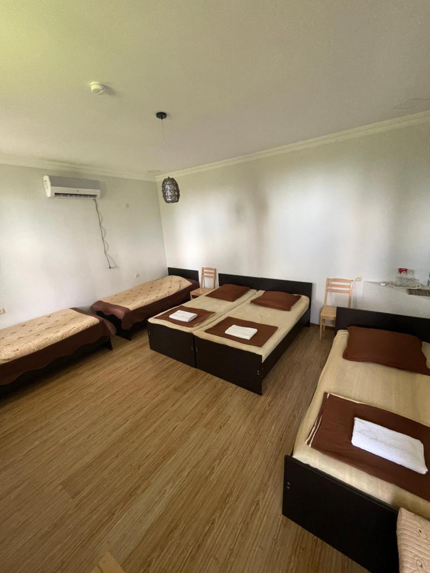 מרטווילי Villa Kardwell מראה חיצוני תמונה